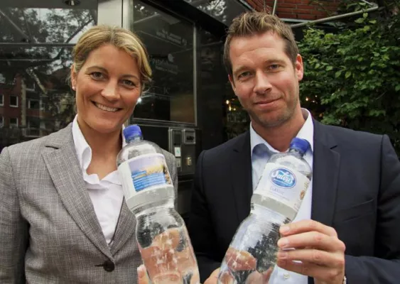 Bild: Salvus Mineralbrunnen bringt Upstalsboom-Sonderedition heraus
