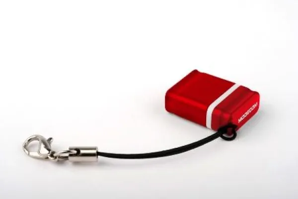 Bild: MINI MemoDrive von MODECOM – der USB-Datenwinzling