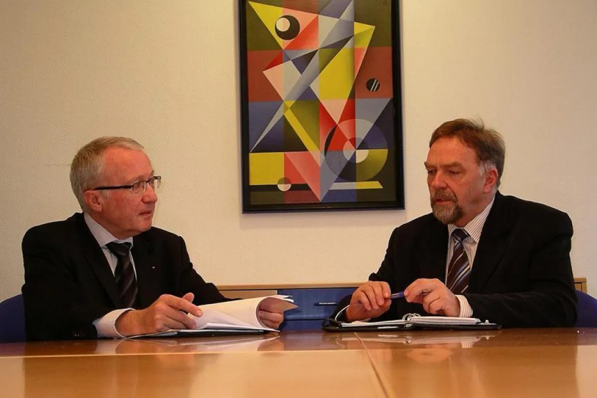 Dieter F. Martin, Aufsichtsratsvorsitzender und Dr. Thomas Müller, Vorstand der Wernigerode AG.