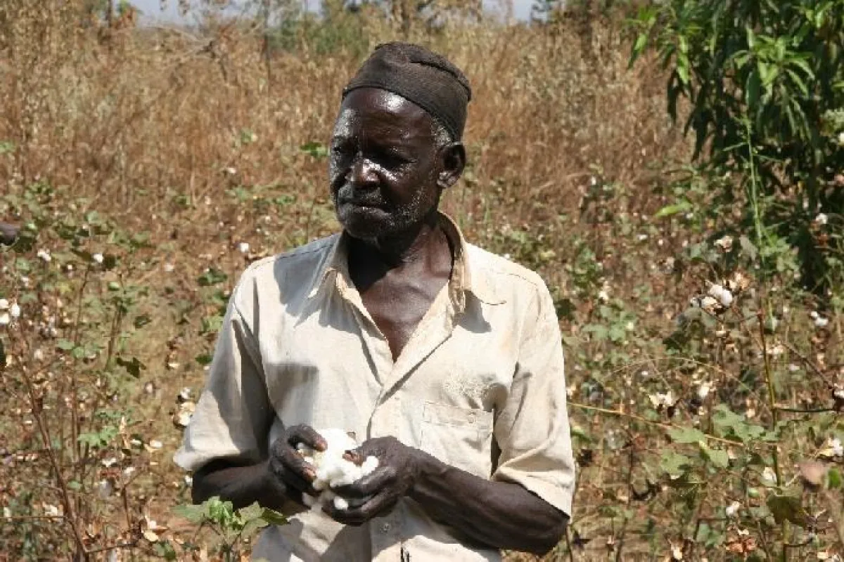 Erfolg macht zufrieden: Bauer im Projekt Uganda