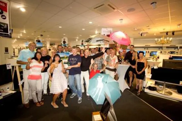 Bild: Erlös aus Golfturnier kommt sozial schwachen Kindern und deren Familien zugute