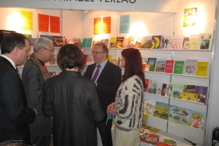 Ministerpräsident bei Manuela Kinzel Verlag Bild: Ministerpräsident bei Manuela Kinzel Verlag