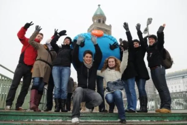 Bild: EINE WELT unterwegs in Deutschland: Jugendliche zeigen Bewusstsein für Umweltschutz, Frieden und Solidarität