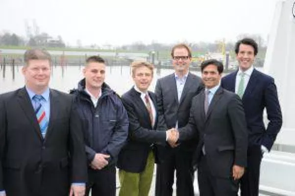 Bild: Bomin Linde LNG und AG EMS schließen Liefervertrag über Flüssigerdgas als Schiffstreibstoff ab