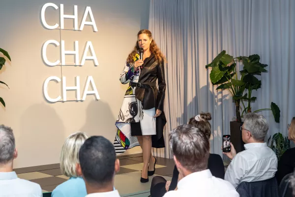 Künstliche Intelligenz und Teamwork: Chancen und Herausforderungen im Fokus Bild: Künstliche Intelligenz und Teamwork: Chancen und Herausforderungen im Fokus