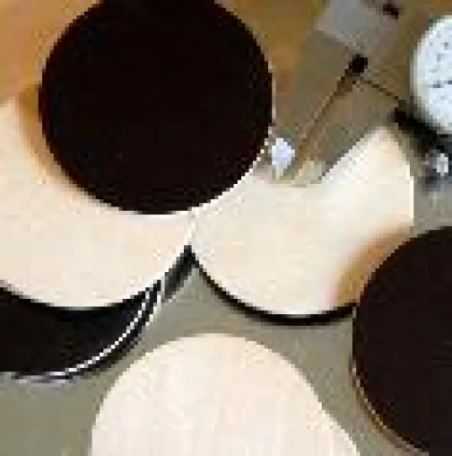 Reparatur von Schalungsplatten spart Geld Bild: Reparatur von Schalungsplatten spart Geld