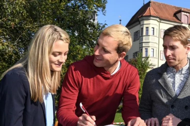 Akademie Schloss Liebenau nimmt Betrieb wieder auf Bild: Akademie Schloss Liebenau nimmt Betrieb wieder auf