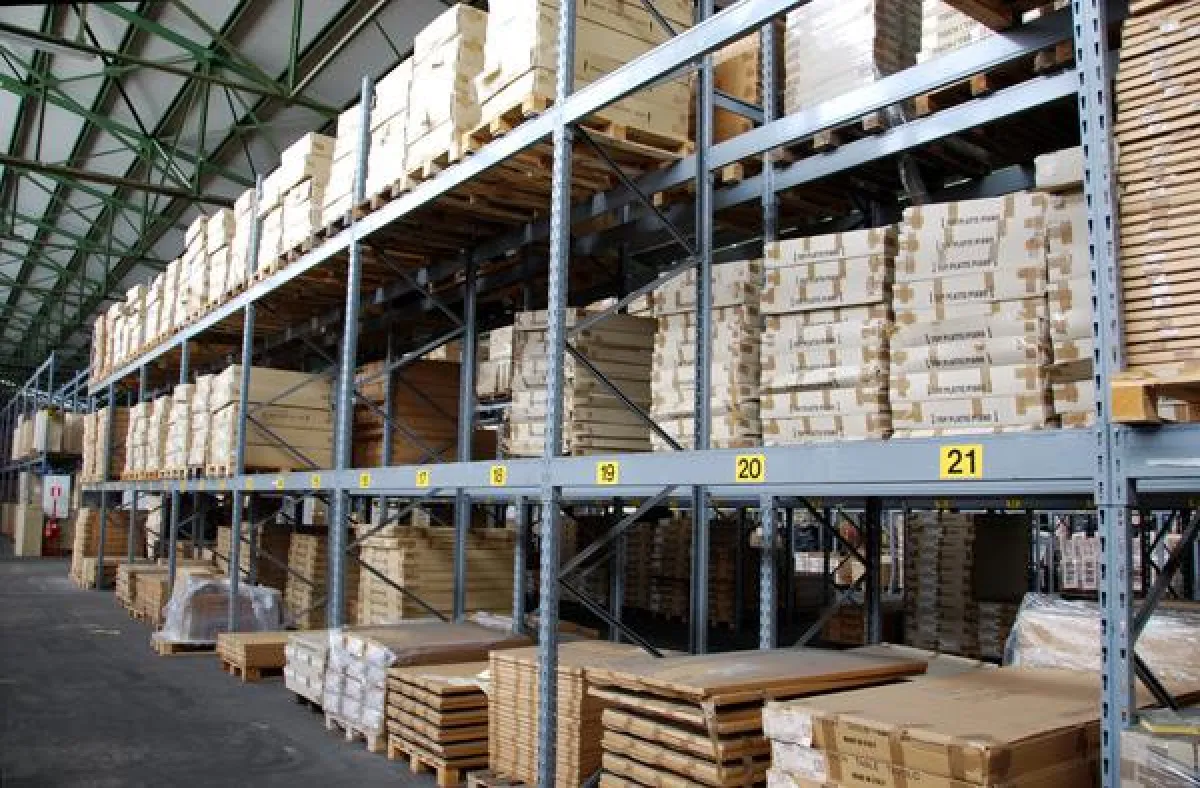 Ein modernes Hochregallager ermöglicht mehr Effizienz. Foto: Jürgen Effner