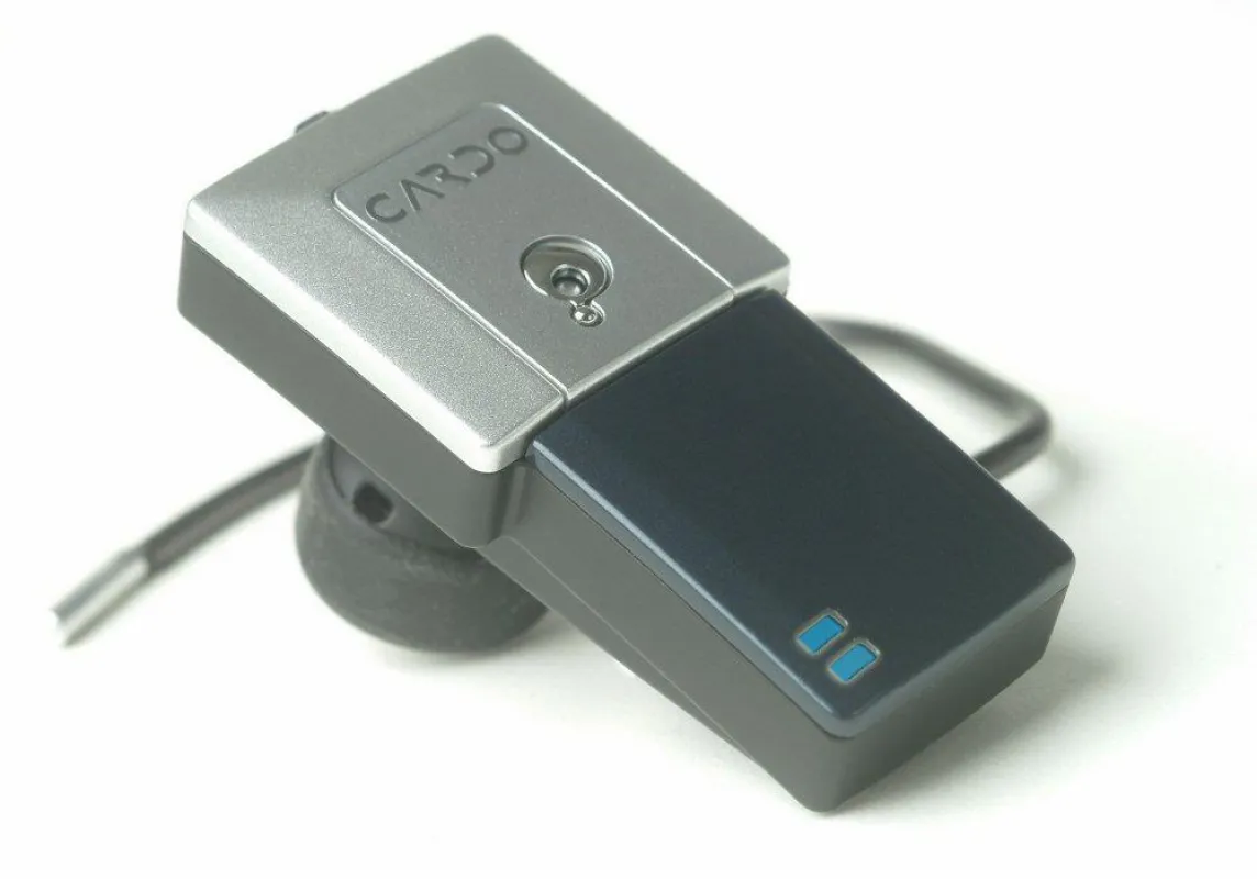 Cardo S-800 mit Ohrbügel