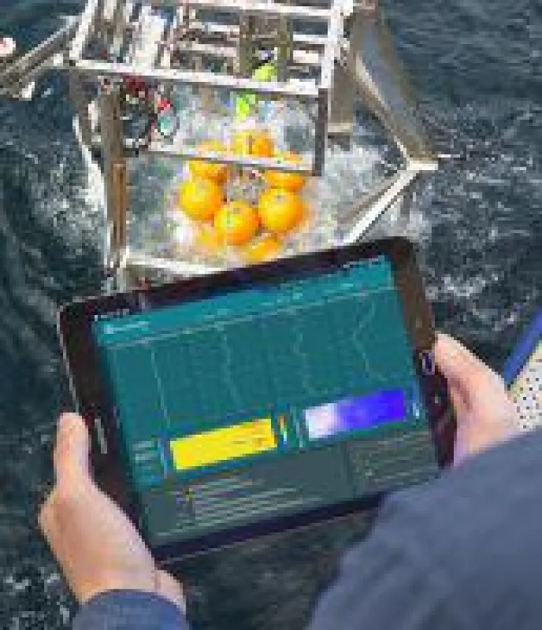 Digital Ocean Lab - ein Forschungsfeld: Umweltüberwachung im Umgebungswasser für Offshore-Öl- und Gas-Plattformen und -Windparks