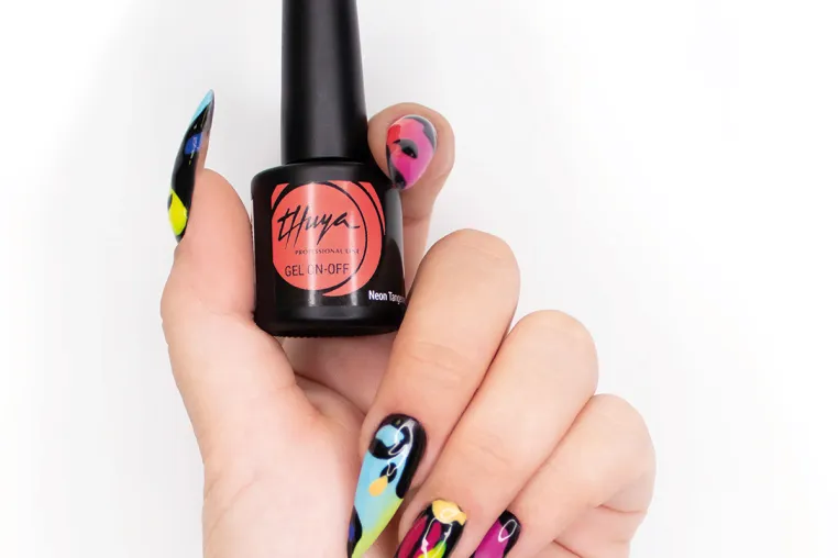Bild: Premiere auf der Beauty Düsseldorf:  Sagenhafte Nailart vom spanischen Marktführer Thuya aus Barcelona 