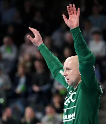 Bild: Handball: HC Erlangen holt in Lübbecke ein wichtiges Unentschieden