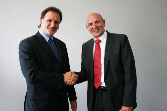 Bild: Gemeinsam gegen Brustkrebs