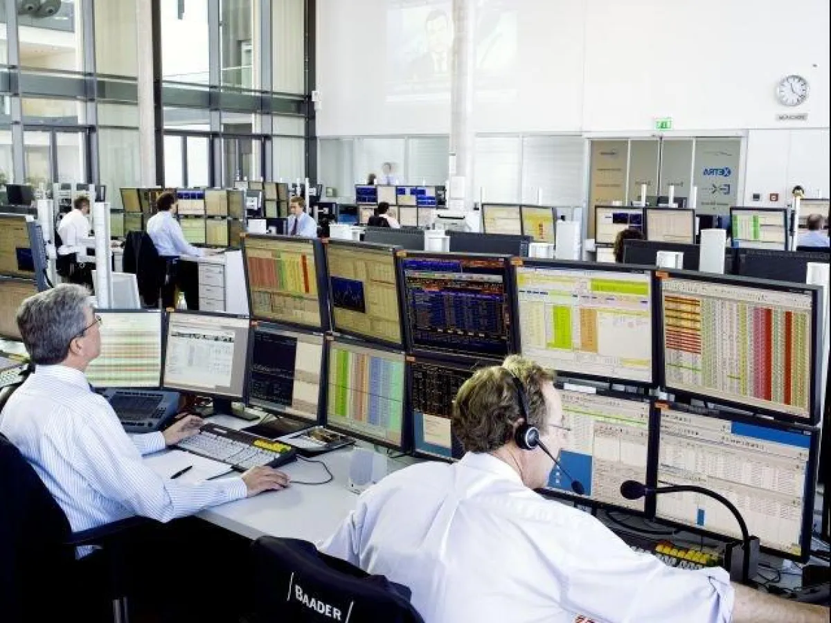 Rentenhandel der Börse München bei der Baader Bank in Unterschleißheim