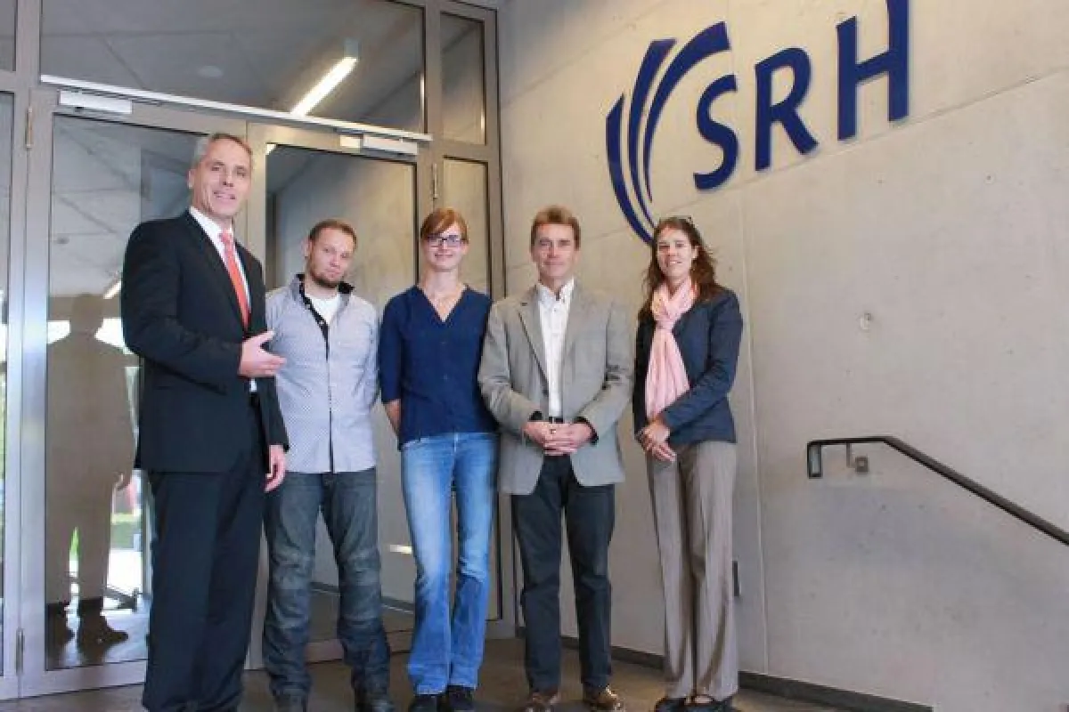 Begrüung der neuen Mitarbeiter die Hochschul- und Institutsleitung