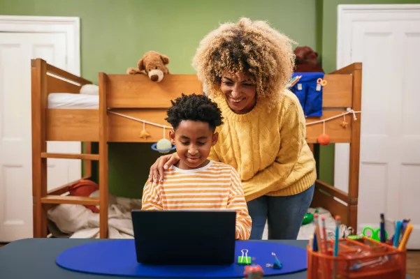 Bild: Schuljahresende: Neue Studie zeigt beeindruckende Erfolge durch Online-Nachhilfe