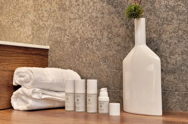 Bild: Neu von SAFEAS: Olive Sensitive Nachtcreme – Jetzt mit optimierter Formel für empfindliche Haut