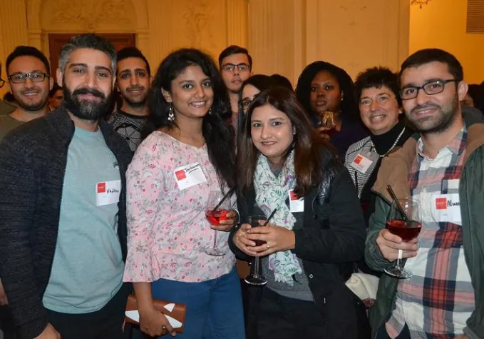 Bild: Stadt Mannheim begrüßt internationale Studierende im Rittersaal des Schlosses – HdWM-Team mit dabei