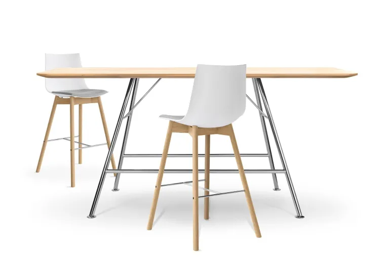 Bild: Girsberger: Wie Holz und Konstruktion den Charakter eines Esstisches prägen