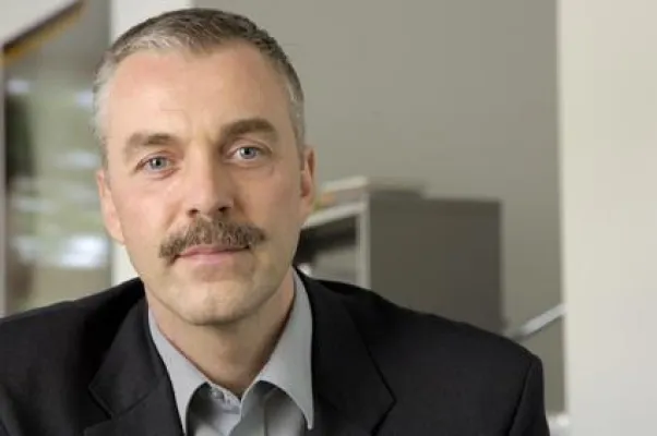 Bild: Prof. Herbst wird Leiter des Studiengangs Leadership in Digitaler Kommunikation