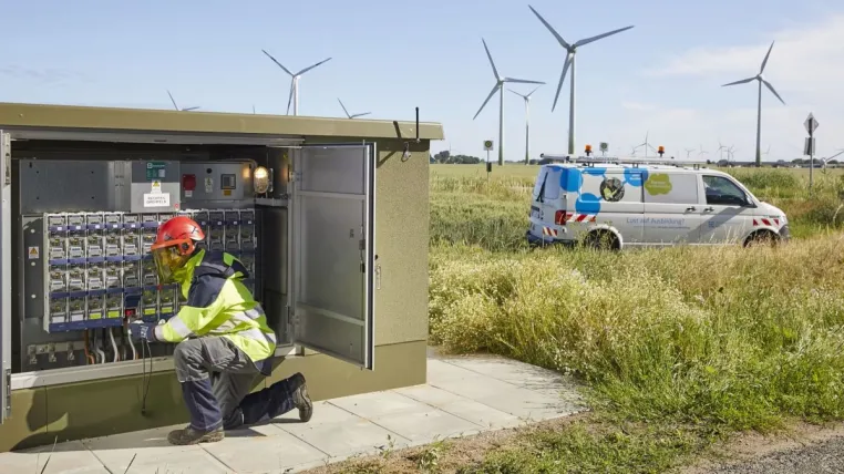 Bild: HanseWerk: SH Netz modernisiert Strom- und Gasleitungen in der Gemeinde Wewelsfleth für 180.000 Euro