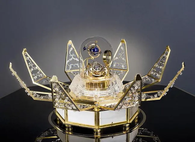 Bild: ARCHIDES präsentiert „Mystery of art and time“