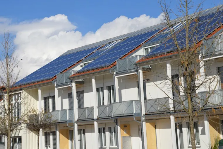 Große Pläne mit der Sonne? Bild: Große Pläne mit der Sonne?