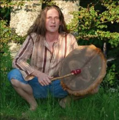 Bild: Uwe Bogenschütz aus Grosselfingen berichtet über „Selbstheilungskräfte – Wie können diese aktiviert werden?“