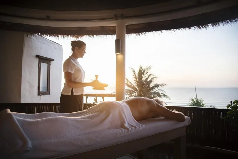 Bild: Gesunder Urlaub in Deutschland und Sri Lanka boomt