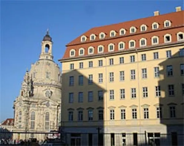Bild: Steigenberger Hotel de Saxe Dresden: Musterbeispiel für einen Neubau