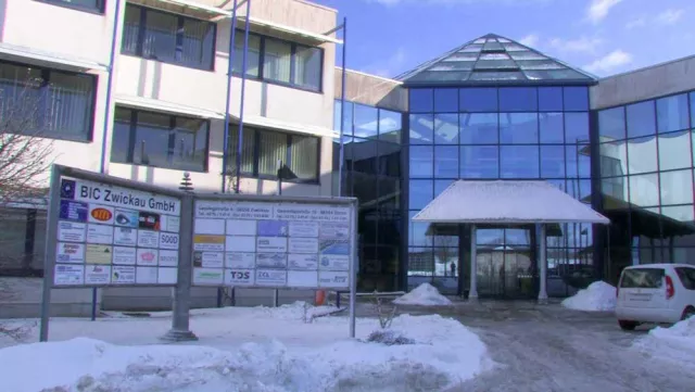 Neues Hit-TV.eu Sendezentrum in Betrieb genommen Bild: Neues Hit-TV.eu Sendezentrum in Betrieb genommen