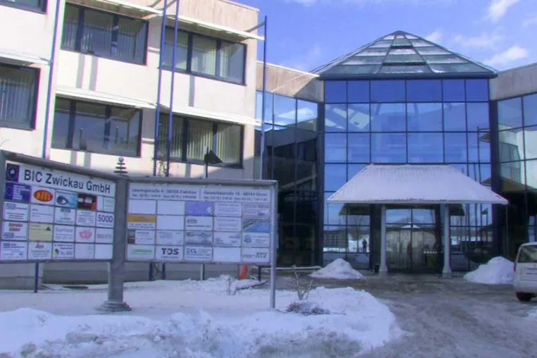 Bild: Neues Hit-TV.eu Sendezentrum in Betrieb genommen