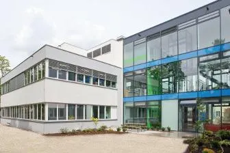 Flexibel und sicher: Laborbauten von ALHO - Das Standardlabor gibt es nicht Bild: Flexibel und sicher: Laborbauten von ALHO - Das Standardlabor gibt es nicht