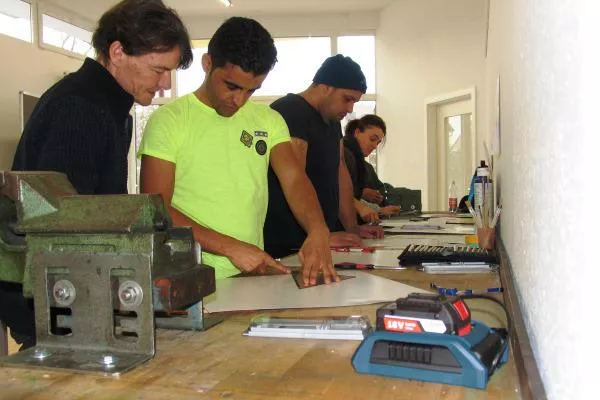 Bild: Berufsbildungswerk startet Lernwerkstatt für Geflüchtete