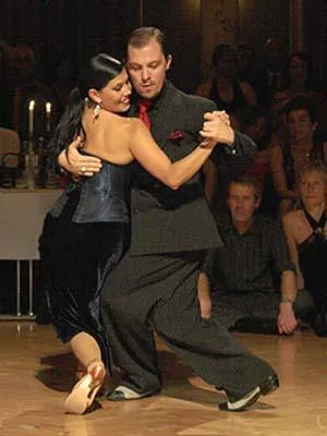 La Rogaia Tangoreisen, Tanzen lernen in der Kleingruppe mit Spaß und hervorragenden Lehrern Bild: La Rogaia Tangoreisen, Tanzen lernen in der Kleingruppe mit Spaß und hervorragenden Lehrern