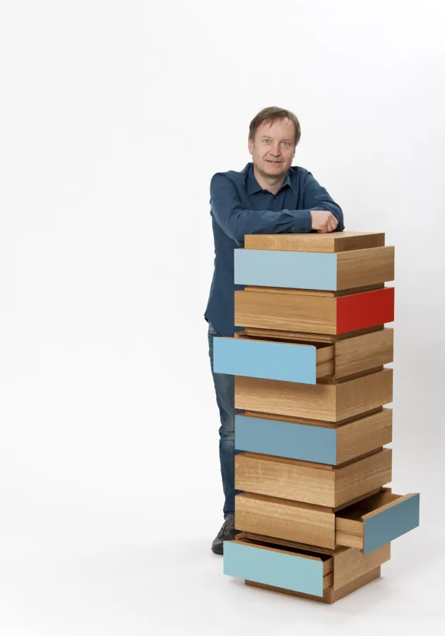 Martin Wilmes mit Schubkastensäule