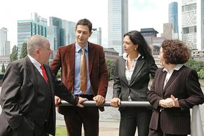 Bild: ISTUP Frankfurt startet mit feierlichem Kongress in eine erfolgreiche Zukunft