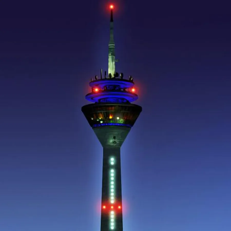 Abbildung der App Düsseldorf Rhein Tower Clock