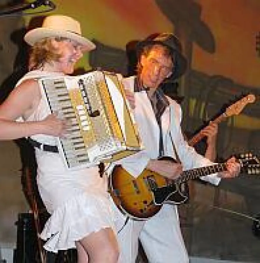 Zydeco Annie und Frontman Mike Kaindl