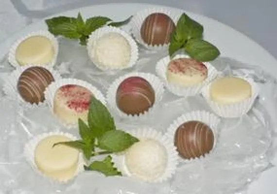 Bild: Pralinen vernaschen auch im Sommer