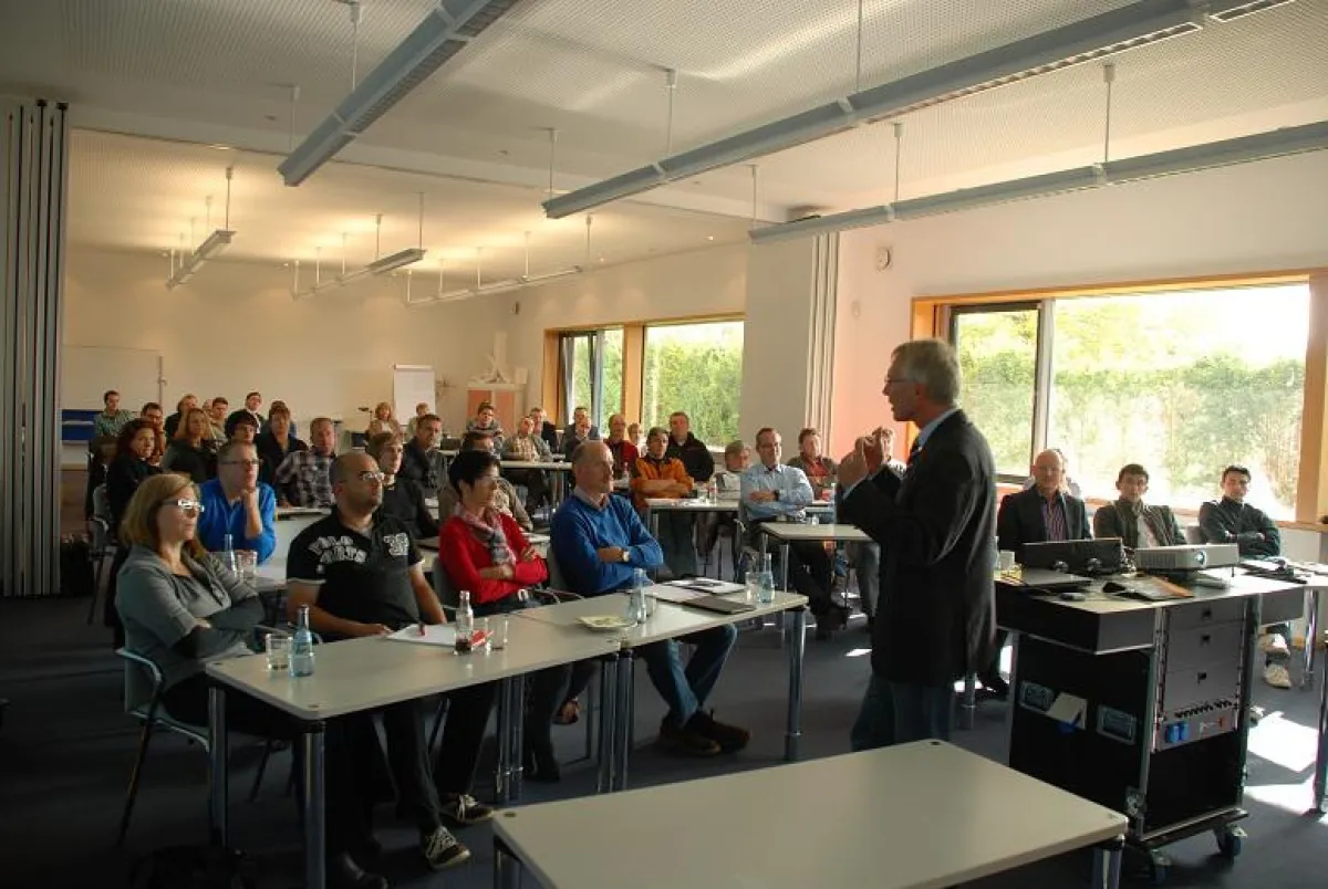 Beim EDV-Forum informierten sich viele Stuckateur-Fachbetriebe über Neuigkeiten