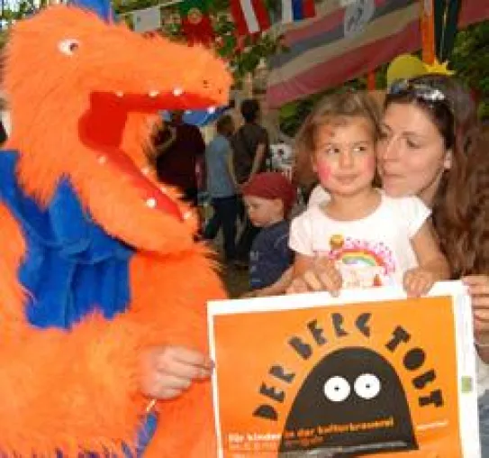 „Der Berg tobt“ für Kinder in der KulturBrauerei - Das Kinderfest des Prenzlauer Bergs Bild: „Der Berg tobt“ für Kinder in der KulturBrauerei - Das Kinderfest des Prenzlauer Bergs