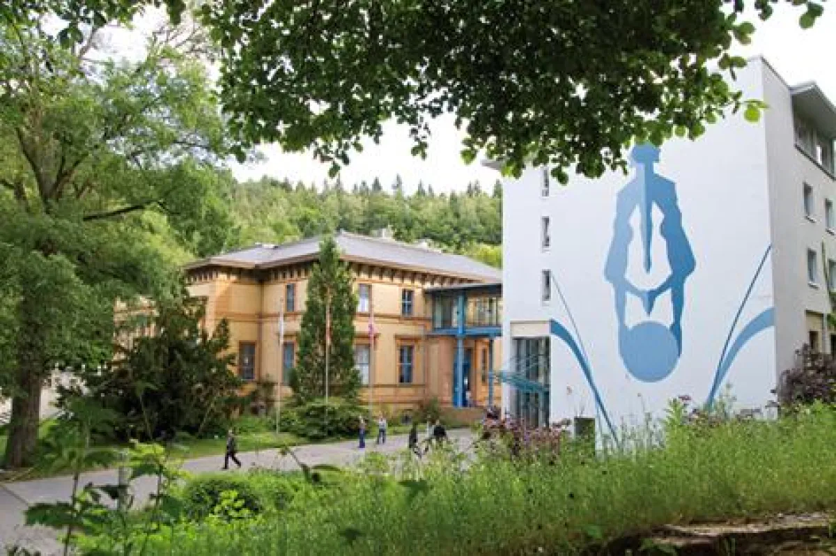 Die AHG Klinik in Bad Freienwalde ist für ihr Moorbad berühmt.