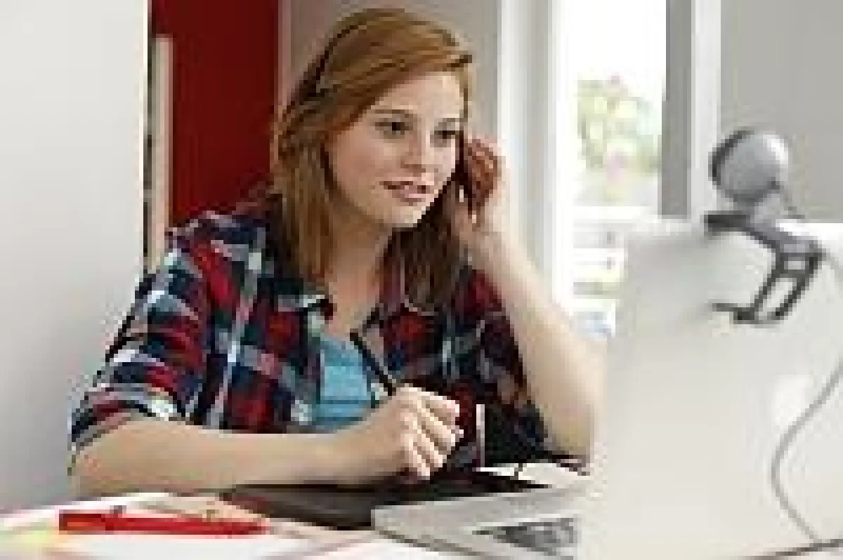 „Online kann Nachhilfe zu jeder Tageszeit und an jedem Wochentag stattfinden.“