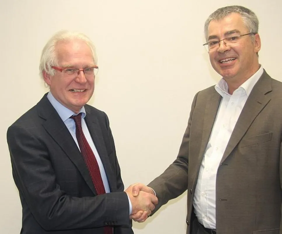 Von rechts: Martin Uhl, tfk technologies und Drs Melle Beverwijk, InfoSecure