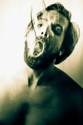 'Leib' - Fotografien von Körper und Körperlichkeit im Projektraum des Kunstquartier Bethanien Bild: 'Leib' - Fotografien von Körper und Körperlichkeit im Projektraum des Kunstquartier Bethanien