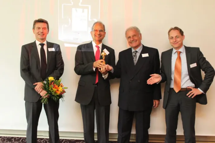 Bild: Der EQu® Award 2012 geht an die Deutsche Post CSC GmbH, BAWAG P.S.K. und DWS Client Service