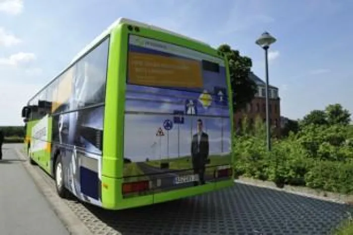 Bild: „Gedacht. Gemacht.“-Bus verlässt das Erzgebirge