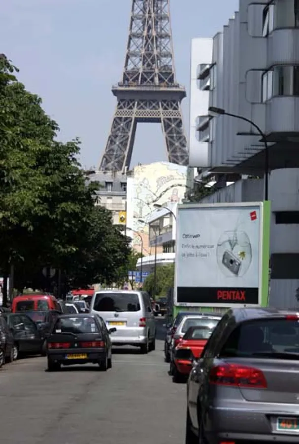 Der PENTAX Goldfisch in der Seine-Metroploe