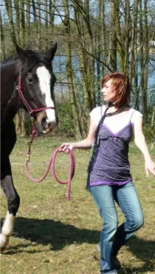 Pferde stärken Menschen - Tierische Hilfe für Kinder, Jugendliche und Erwachsene mit seelischen Problemen Bild: Pferde stärken Menschen - Tierische Hilfe für Kinder, Jugendliche und Erwachsene mit seelischen Problemen